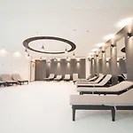 Hanza Tower De Lux Апартаменты