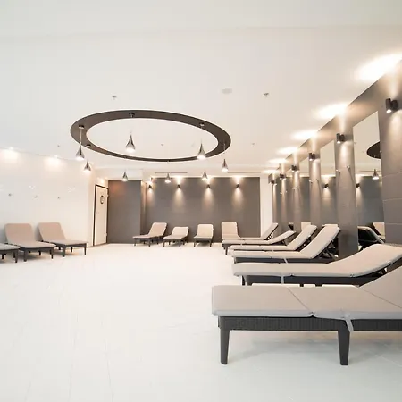 Hanza Tower De Lux דירה
