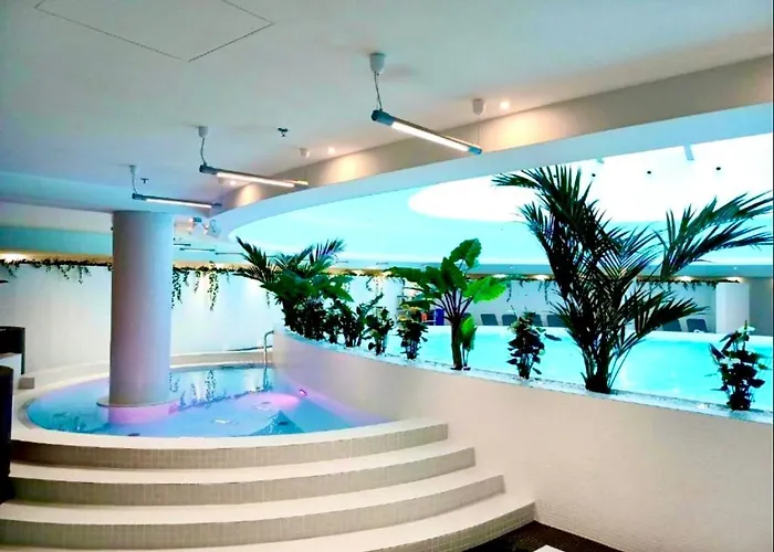 Hanza Tower De Lux Apartamento *